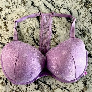 Victoria’s Secret snap front bra